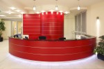 ufficio reception stile modeno con frontale laccato, design fc arredamenti
