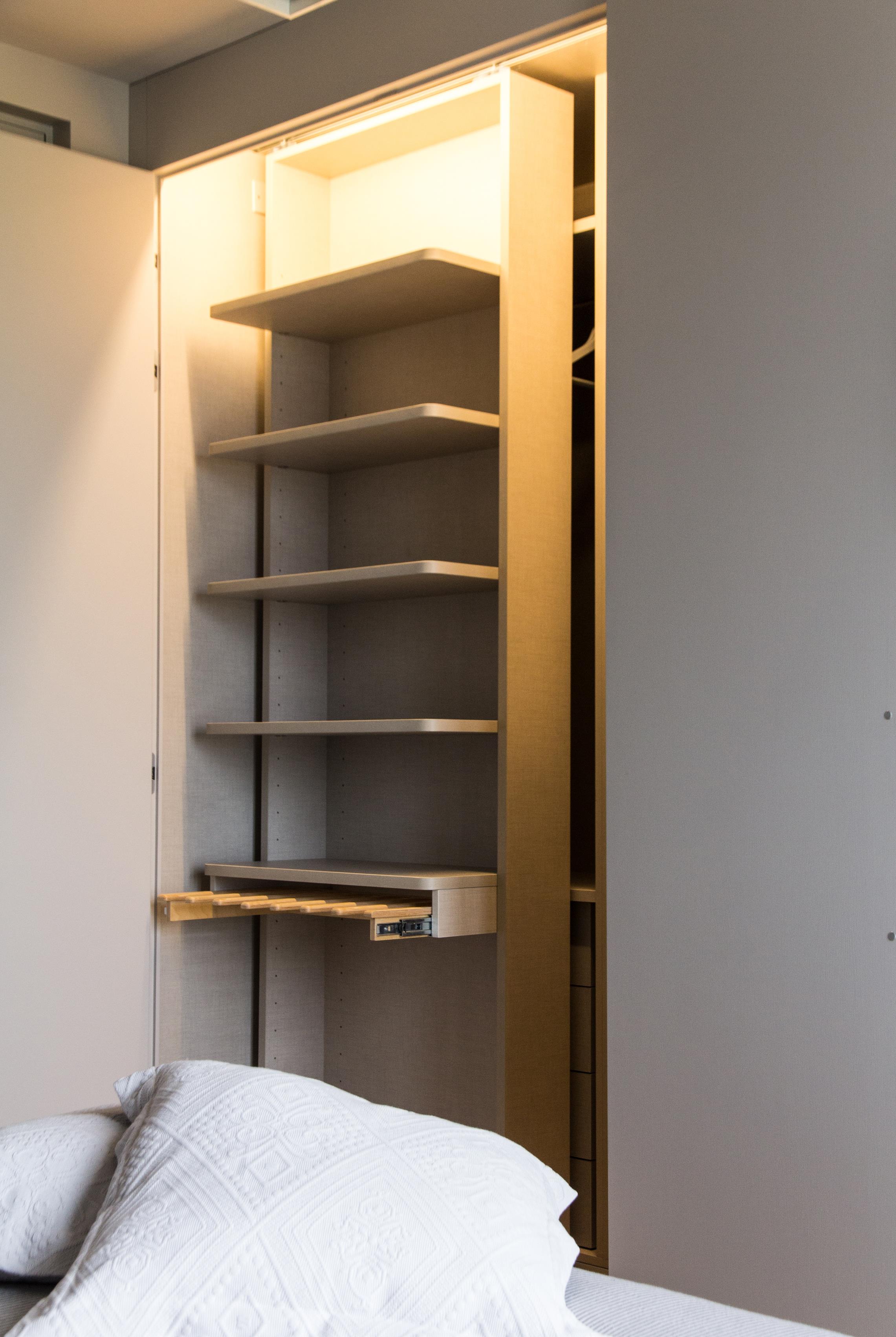 Camera da letto moderna con cabina armadio: armadio per camera da ...